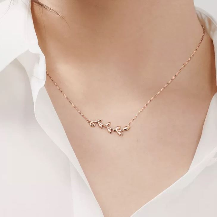 T*f*ny necklaces